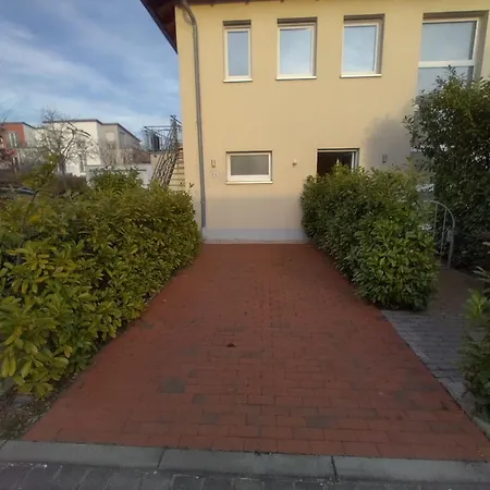Business Herzobase Apartment *